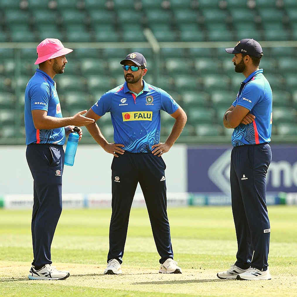 বিশ্বকাপের আগে ছায়া-বাজার: এনওসি, লোন-টু-বাই আর চুক্তির অদৃশ্য দরজা